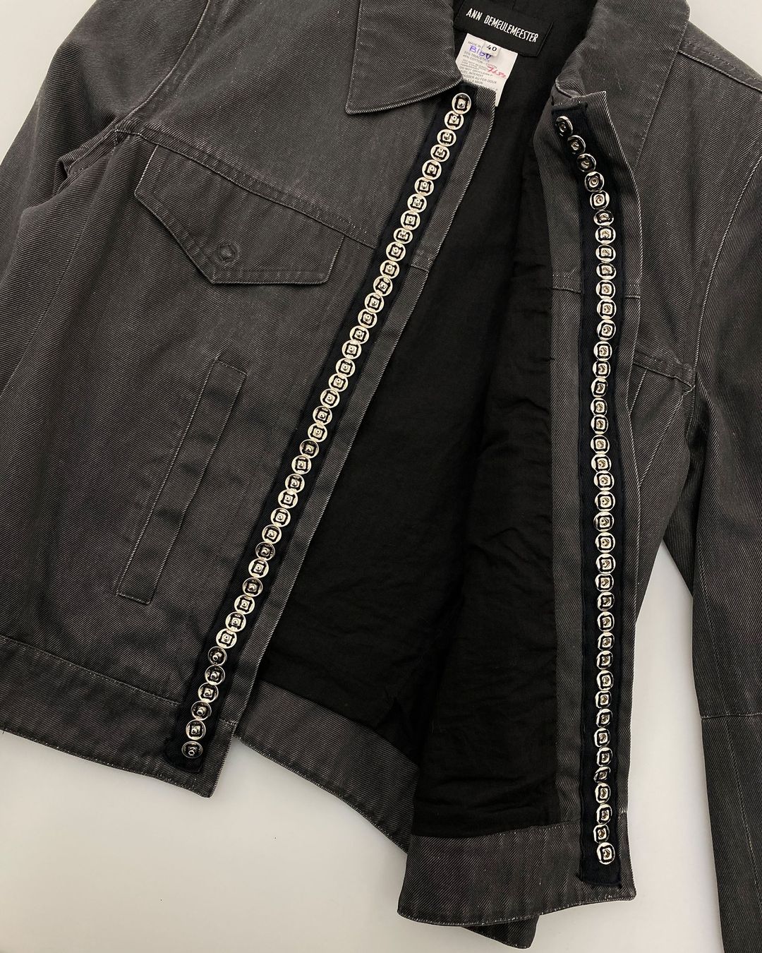 Thumbnail 26baf151-5097-4806-a679-3b41da61ecc5