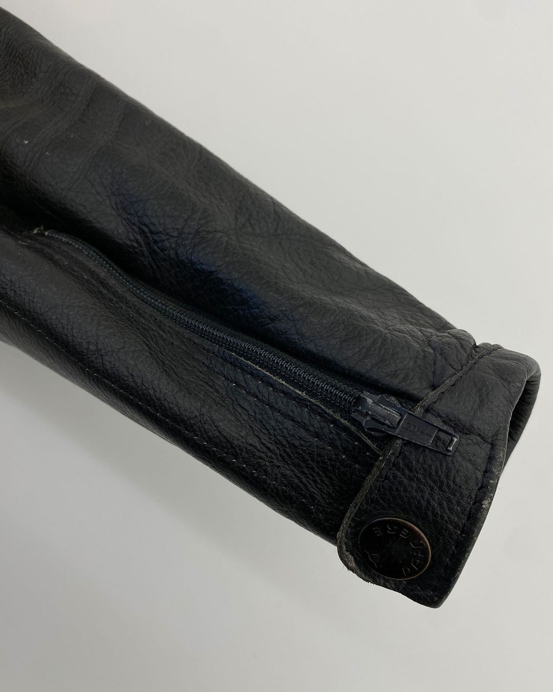 Thumbnail 9eec4290-ce1c-4b1e-94d1-71302388e2cf