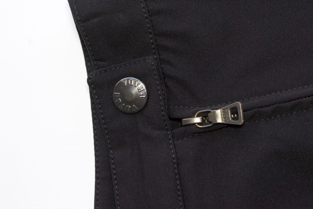 Thumbnail 9b94d77a-f7b4-4dfa-a3d3-e0c973e278ba