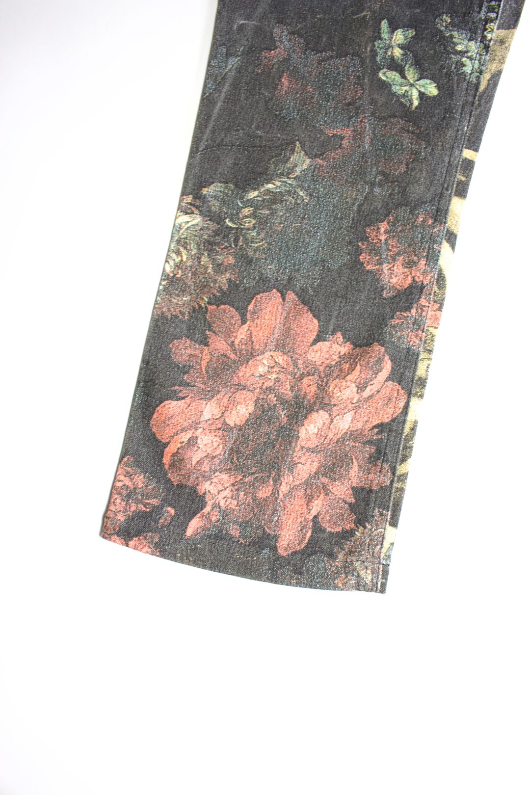 Thumbnail 43f193b7-0c38-423e-b767-59db41914786