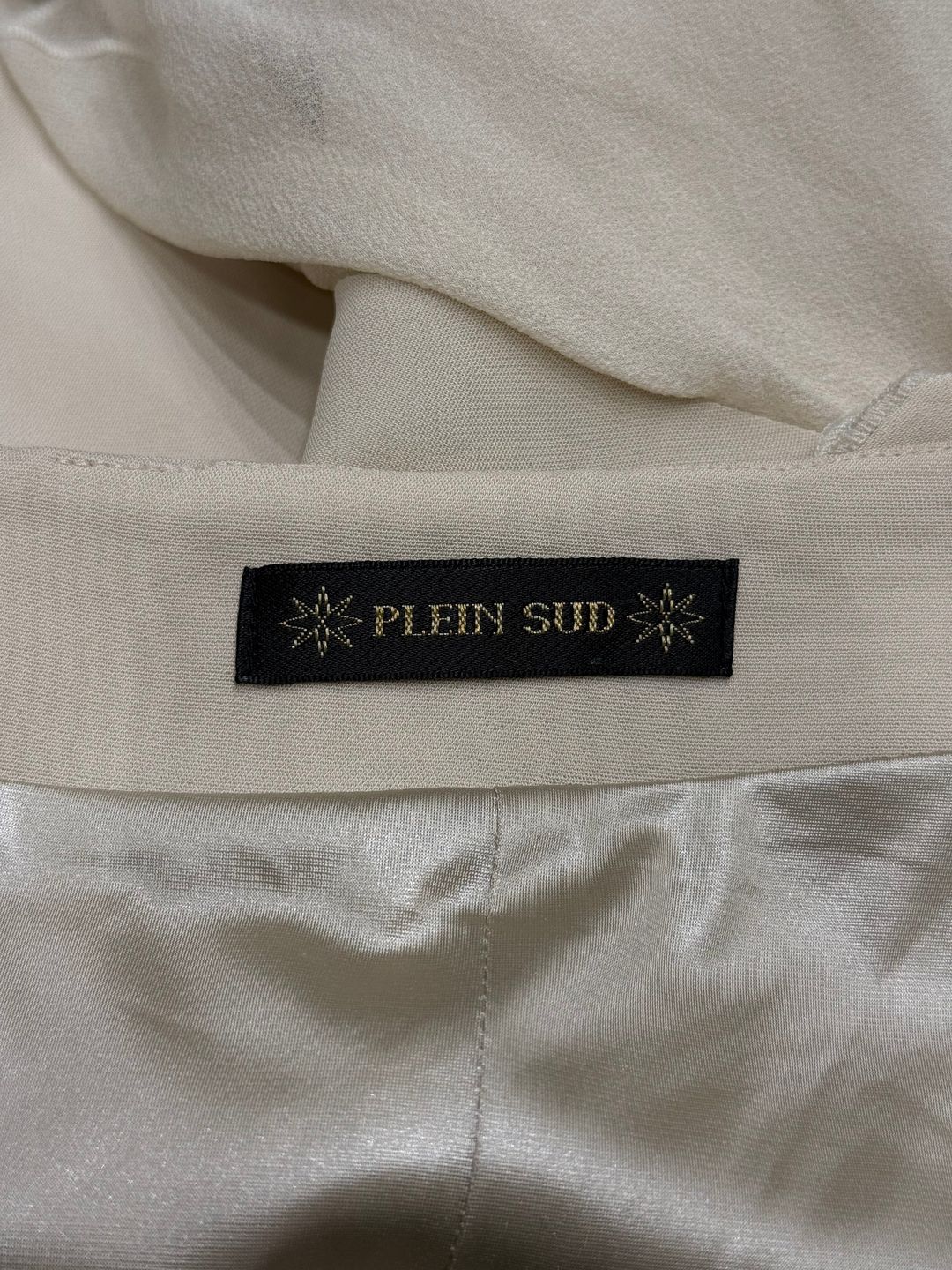 Thumbnail 57392a7c-5e4f-473c-b176-33e4902db776