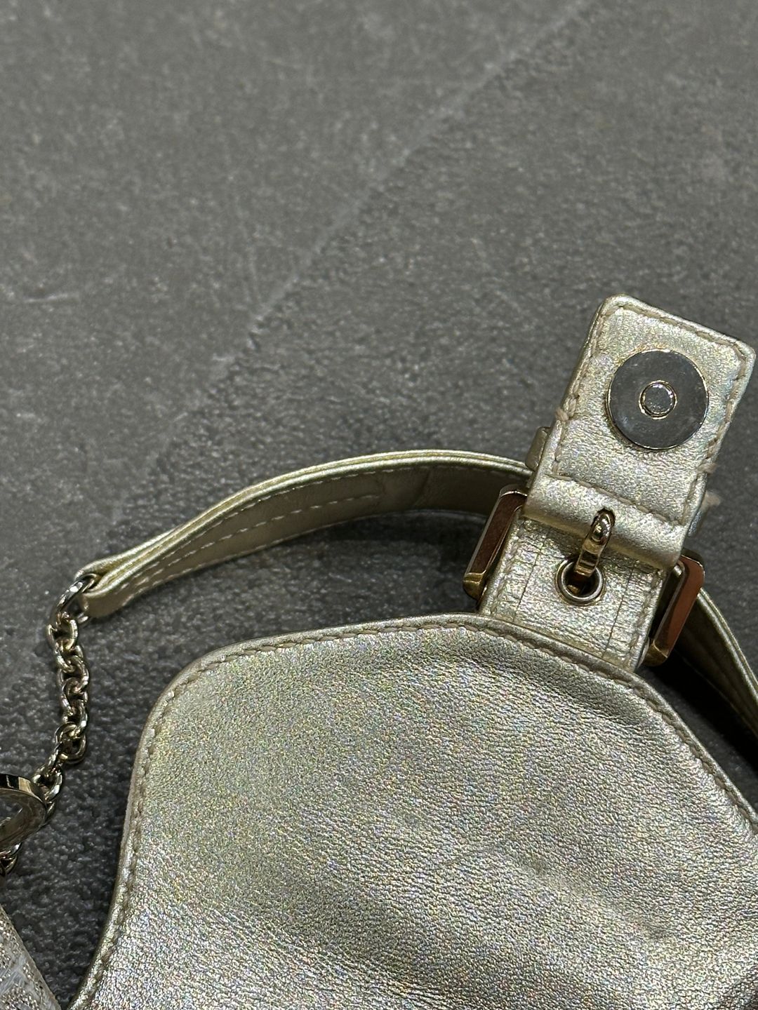 Thumbnail 4ae8e300-c39b-481f-86ac-398ab589090b