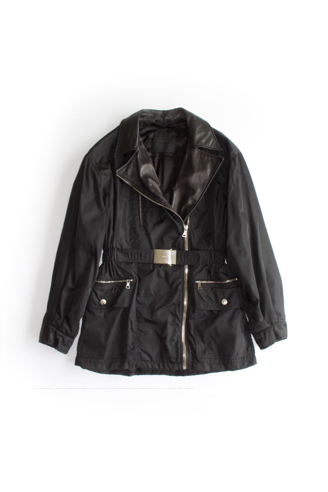 Thumbnail 64b546e5-43e9-4fb3-ae16-4a4af91fd7bc