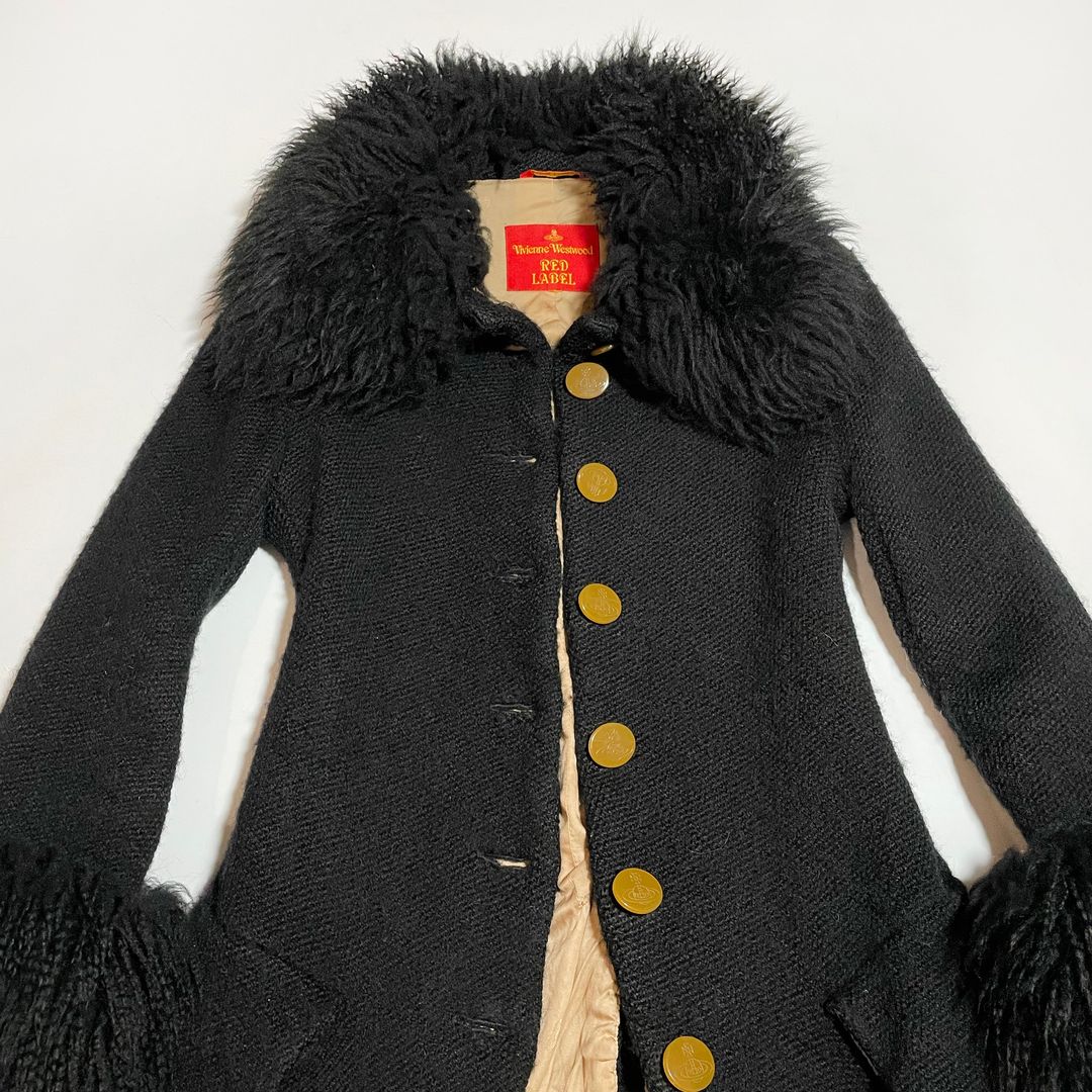 Thumbnail 71622cca-90fe-430e-a42f-ff46fcb4d6a4