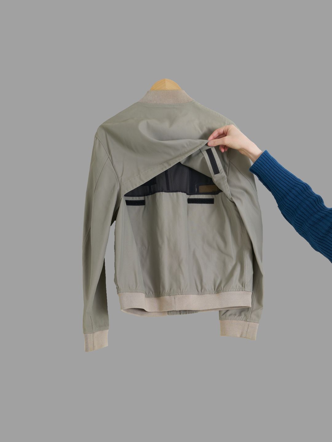 Thumbnail 165026bf-0564-40c2-9446-10586d31f933