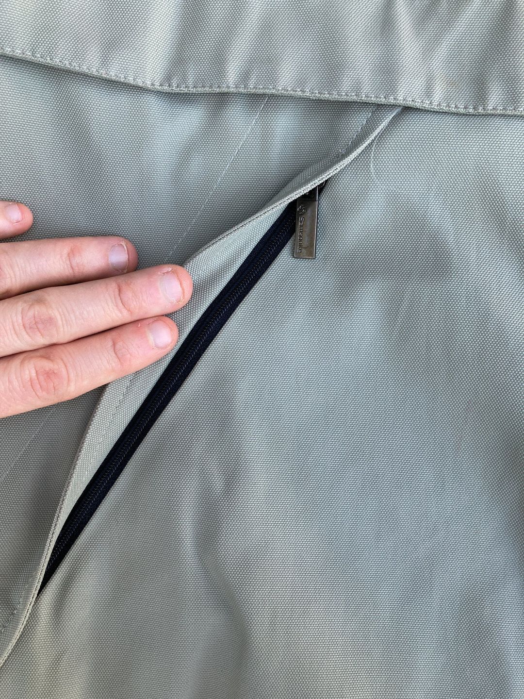 Thumbnail c39d0014-c4cb-44a2-a94b-32aa03a1eaf2