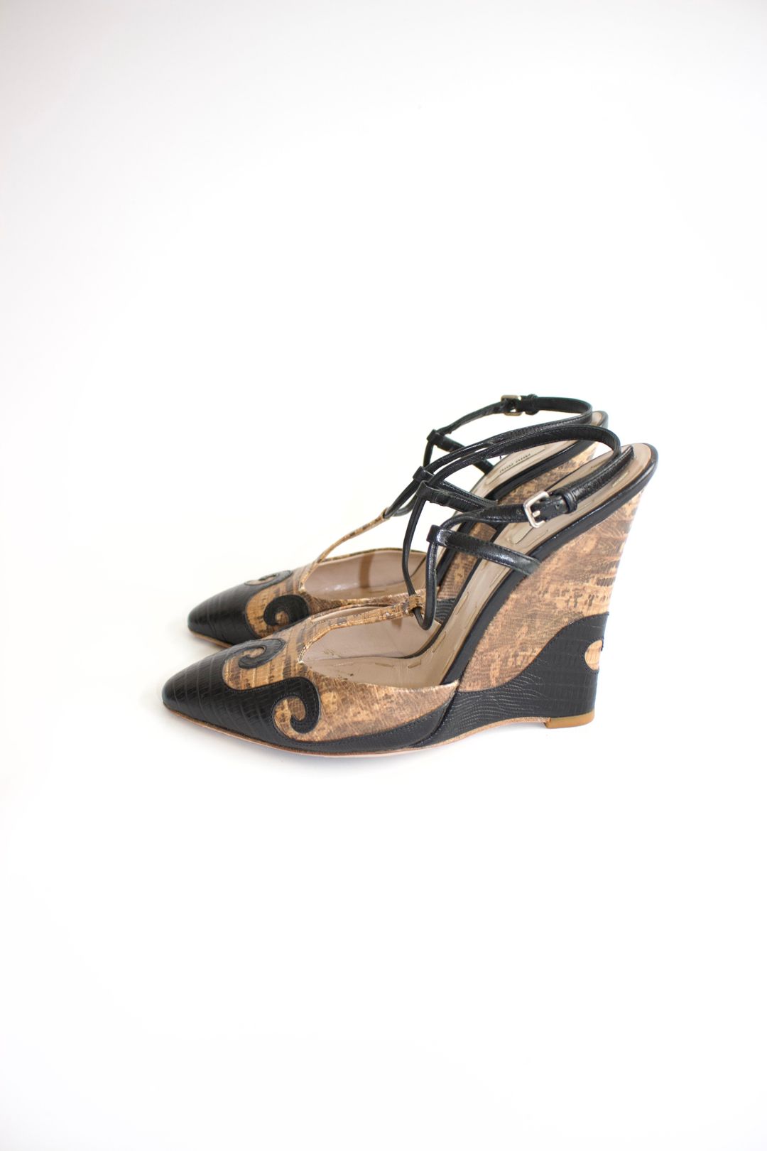 Thumbnail 23b62bbb-24ee-40b4-8a9a-320669d5b280