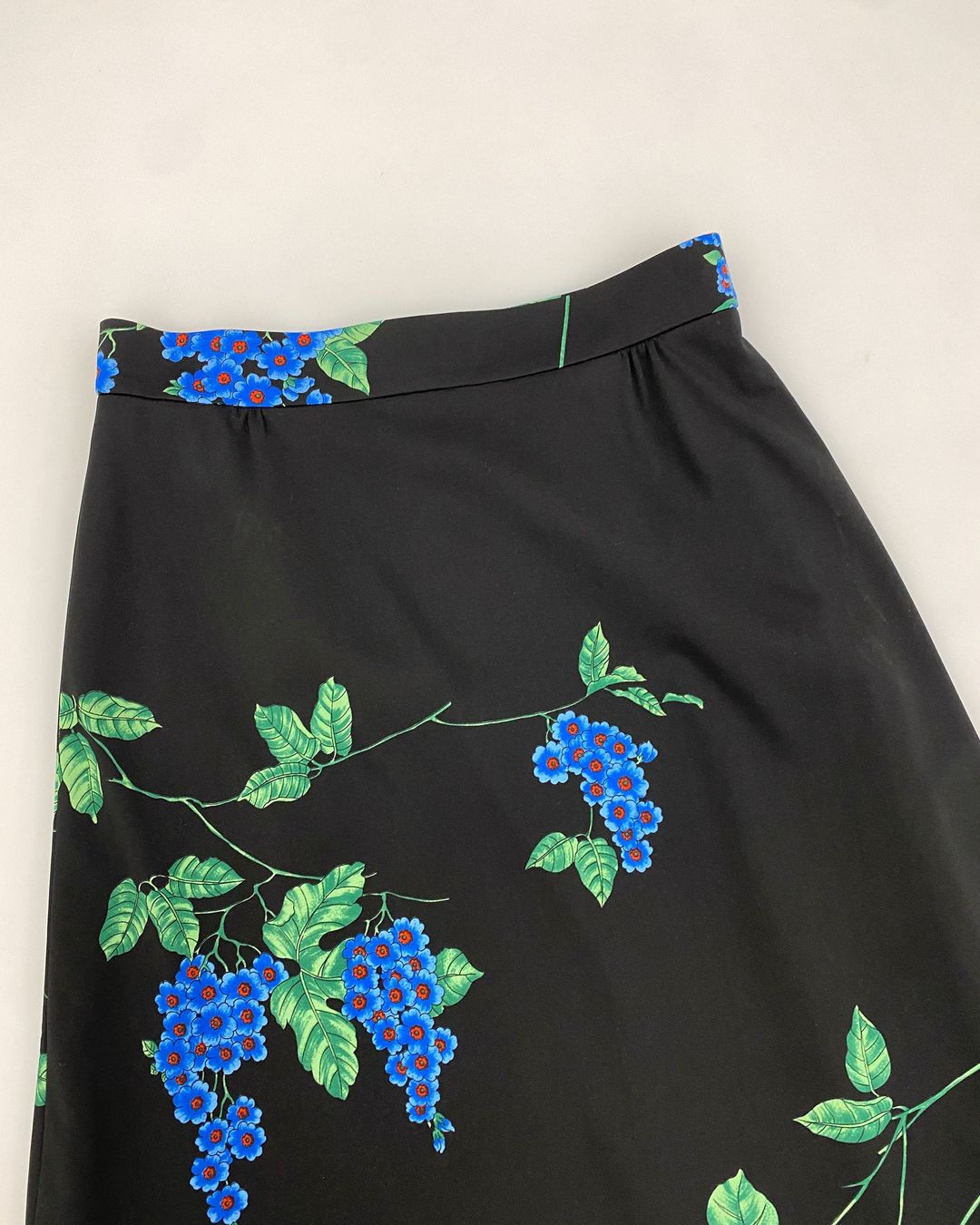 Thumbnail 698ddb2e-837a-4bed-9992-1845c21b037a