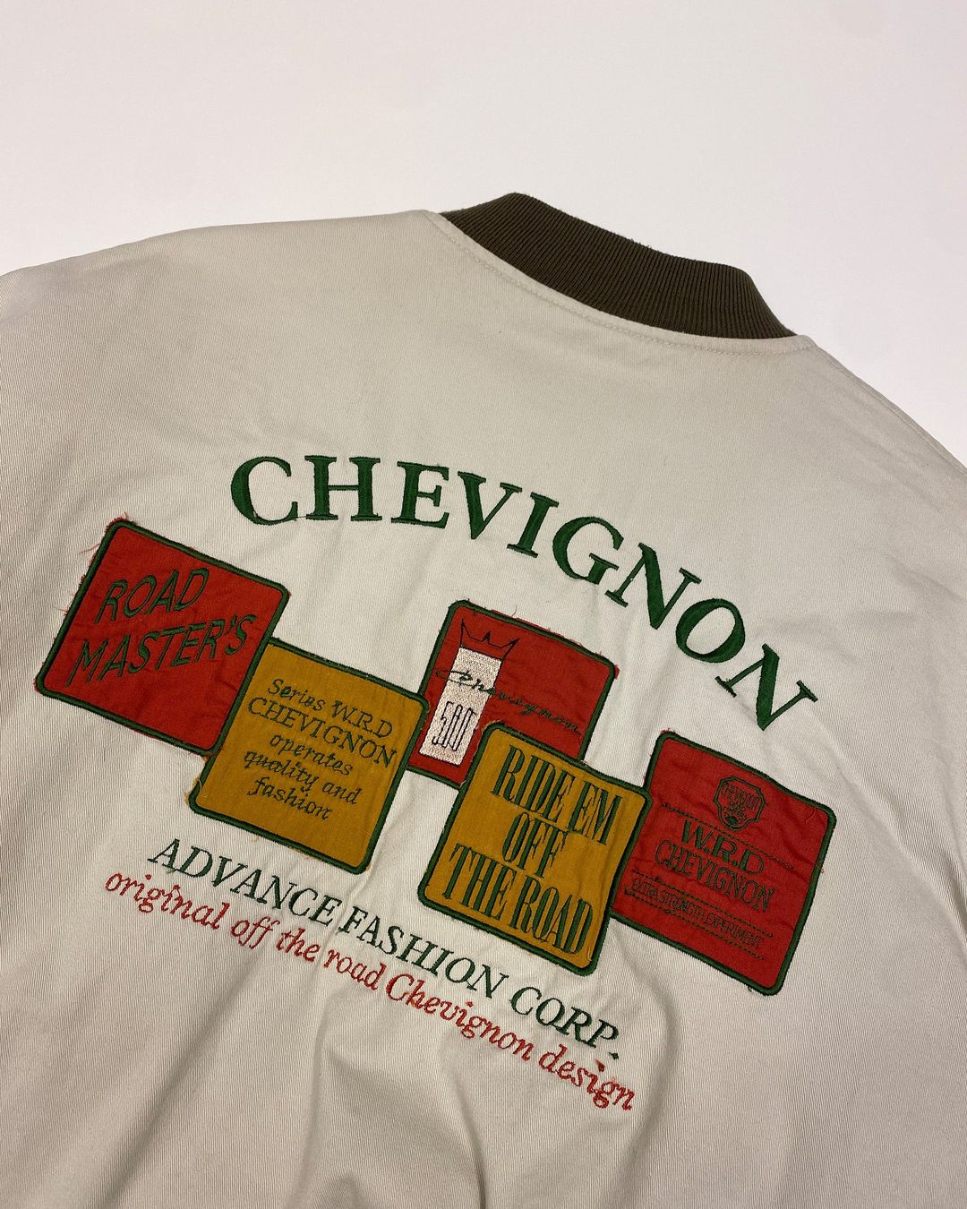 Thumbnail 487242c0-a608-4607-aa62-e7eaebb9e369