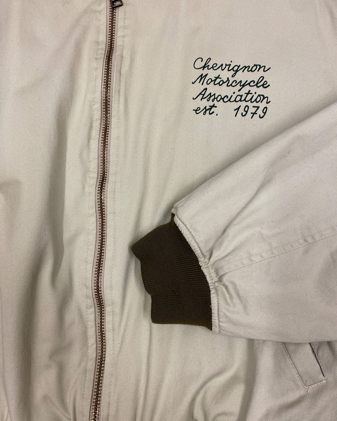 Thumbnail 46469c50-34db-488e-b547-ad702b9240b1