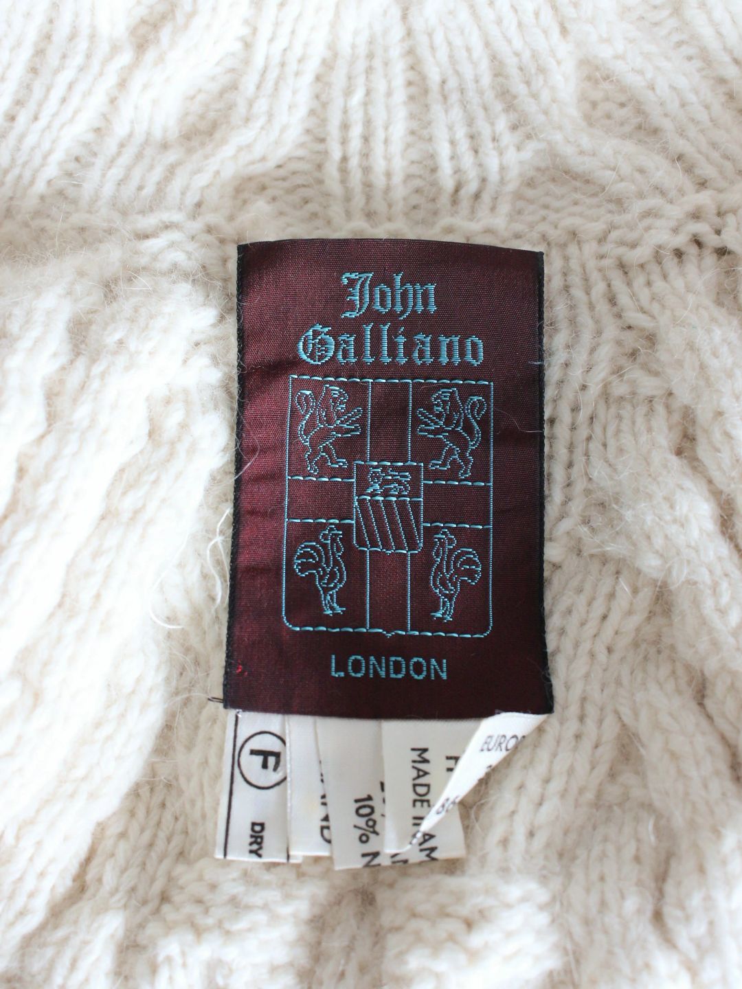 Thumbnail 1339a05c-a3df-4702-baca-e75947e8aff7