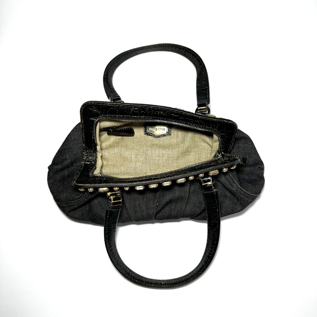 Thumbnail 0036ea32-a060-4f0c-83c7-ccda0c99e4e7