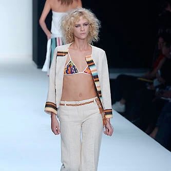 Thumbnail 748189df-2a72-40c8-b44d-01cbff728187