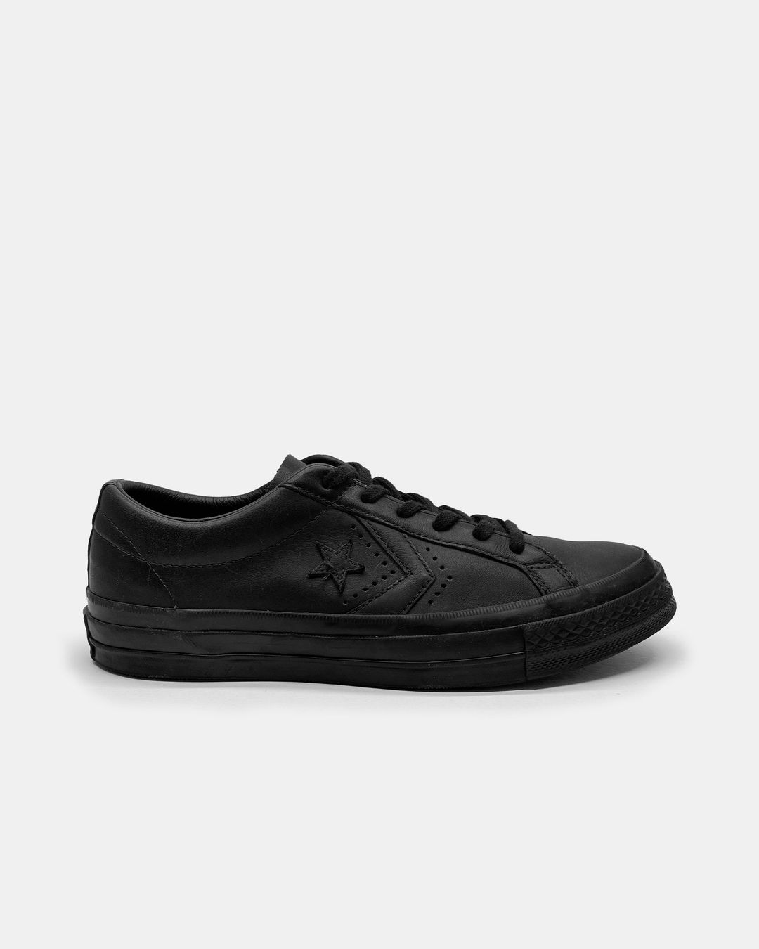 Engineered Garments x Converse 2017 Leather One Star OX Sneaker Black by Engineered Garments x Converse in size EU 40 from SHOES category
