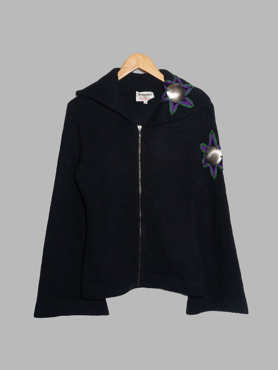 Dirk Bikkembergs winter 1996 black wool metal flower applique zip cardigan - S by DIRK BIKKEMBERGS in size S from KNITWEAR category