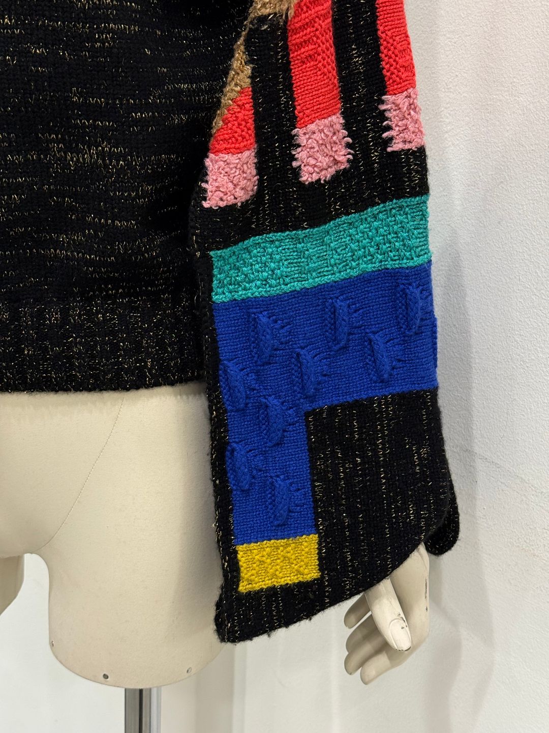 Thumbnail 4a9ac55c-9f60-458e-8668-36d6d72c748b