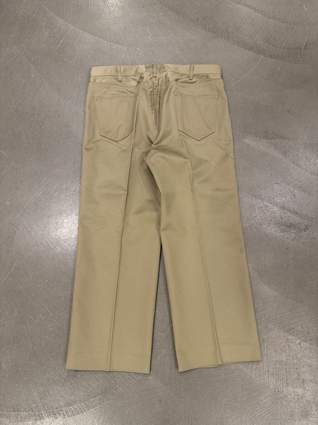 Thumbnail 154ac1ed-bb8b-42d9-861e-96bc7440b8f5