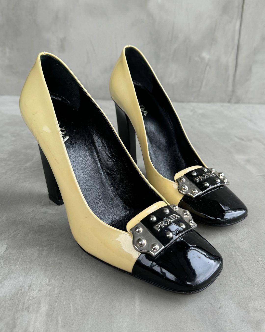 PRADA 90'S CREAM & BLACK METAL STUD HEELS - EU 38 / UK 5 by PRADA in size EU 38 from SHOES category