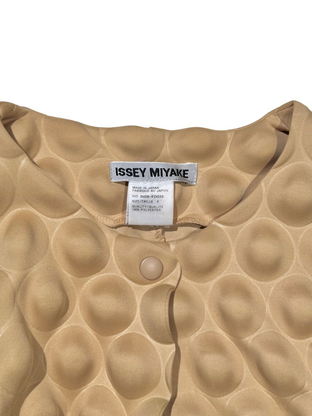 Thumbnail 957b5372-408f-4653-8892-9c19ad54be36