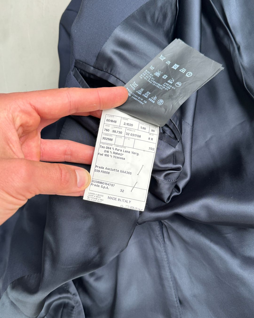 Thumbnail 1a3edb78-a715-4dbd-8650-09e1963e6940