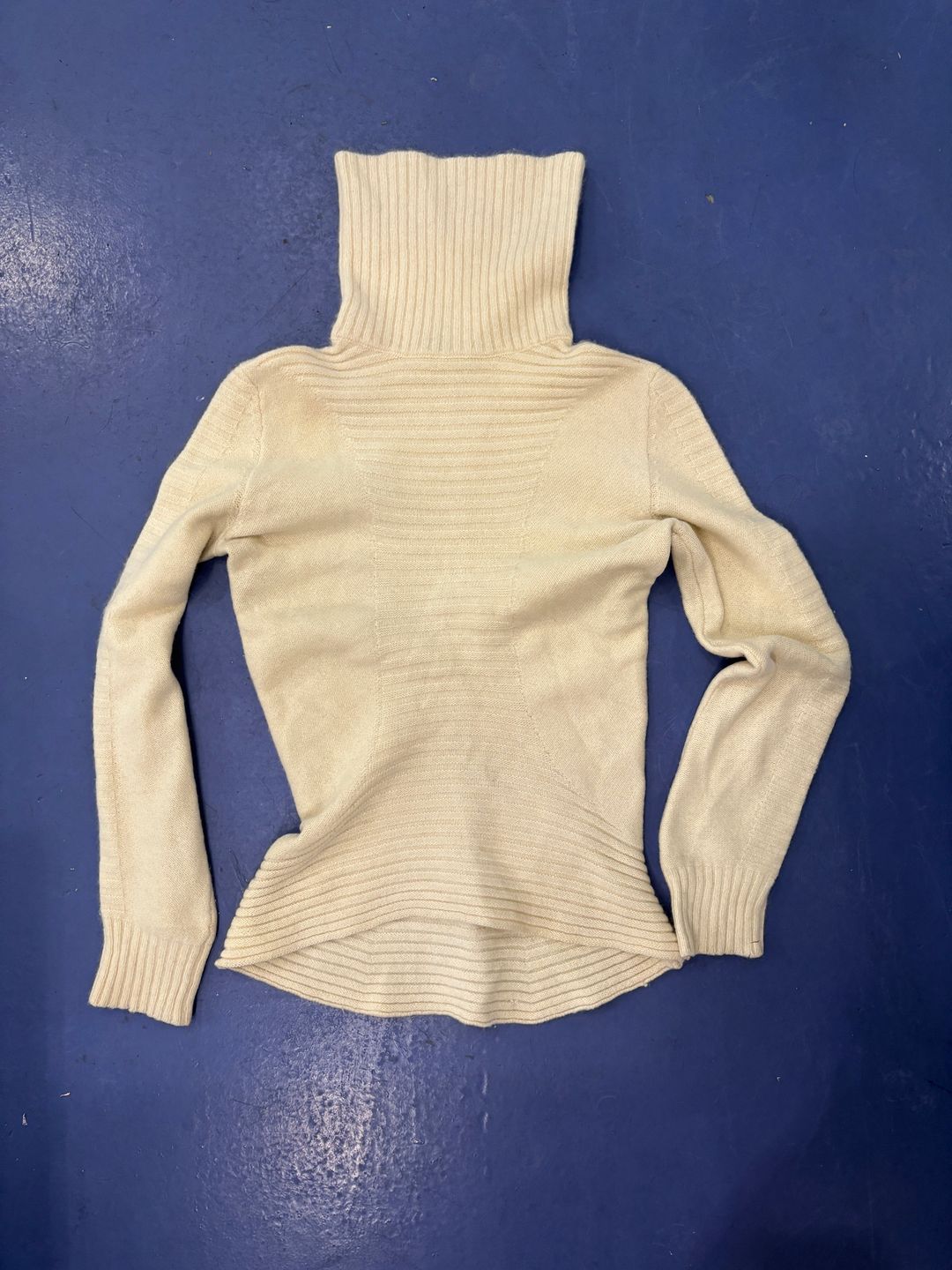 Knit High Neck by ALEXANDER MCQUEEN in size ONE SIZE from KNITWEAR category