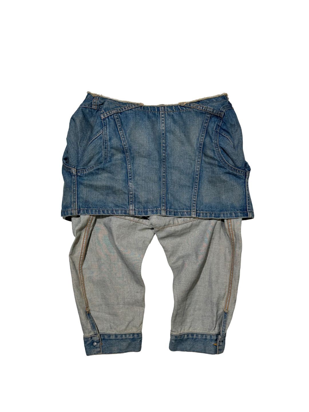 Thumbnail 85df214d-37b6-45e8-a8a7-4d6c2f09c788