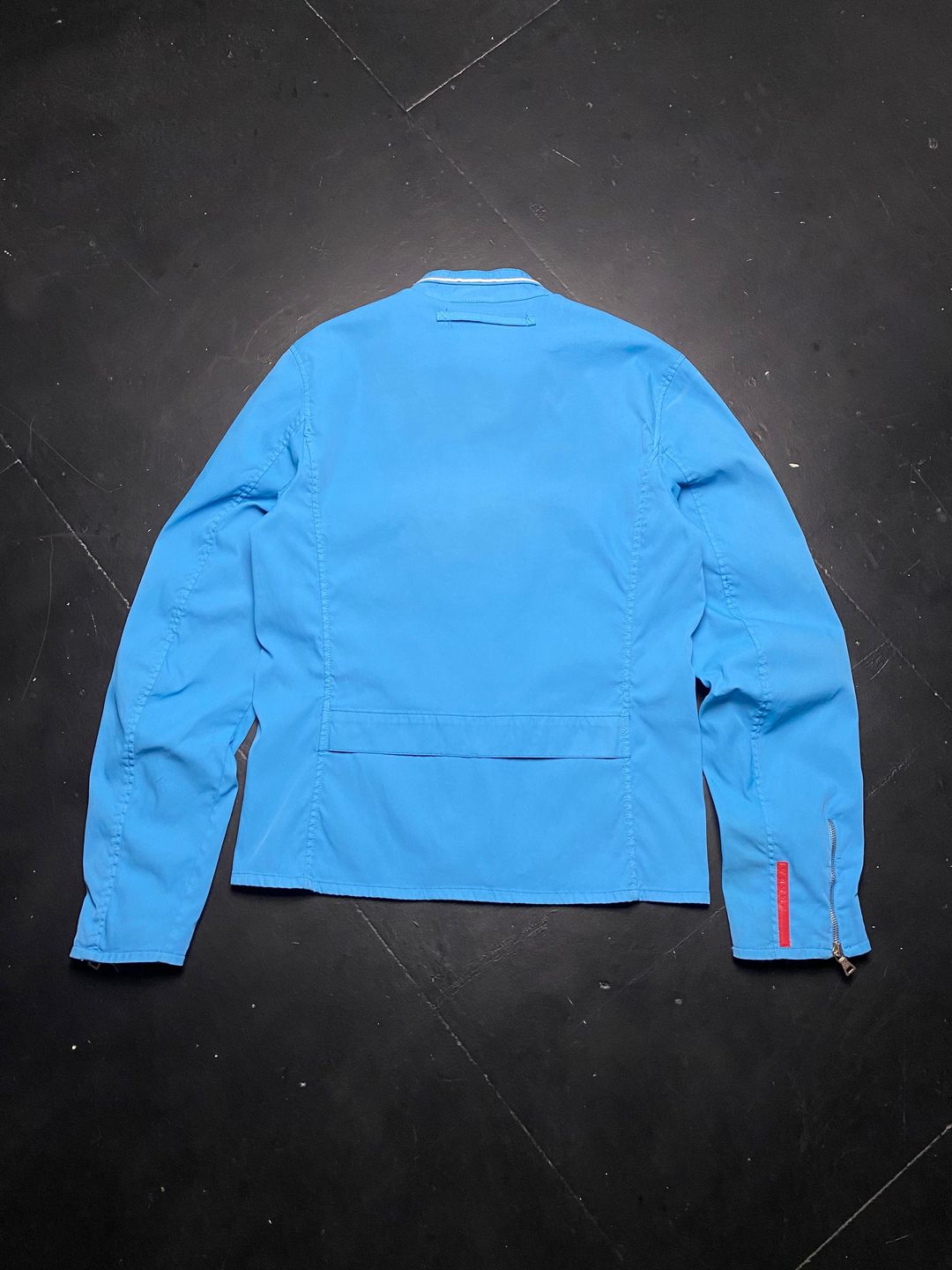 Thumbnail 7f63b130-3c56-4bda-9a1b-c3b47ec0d577