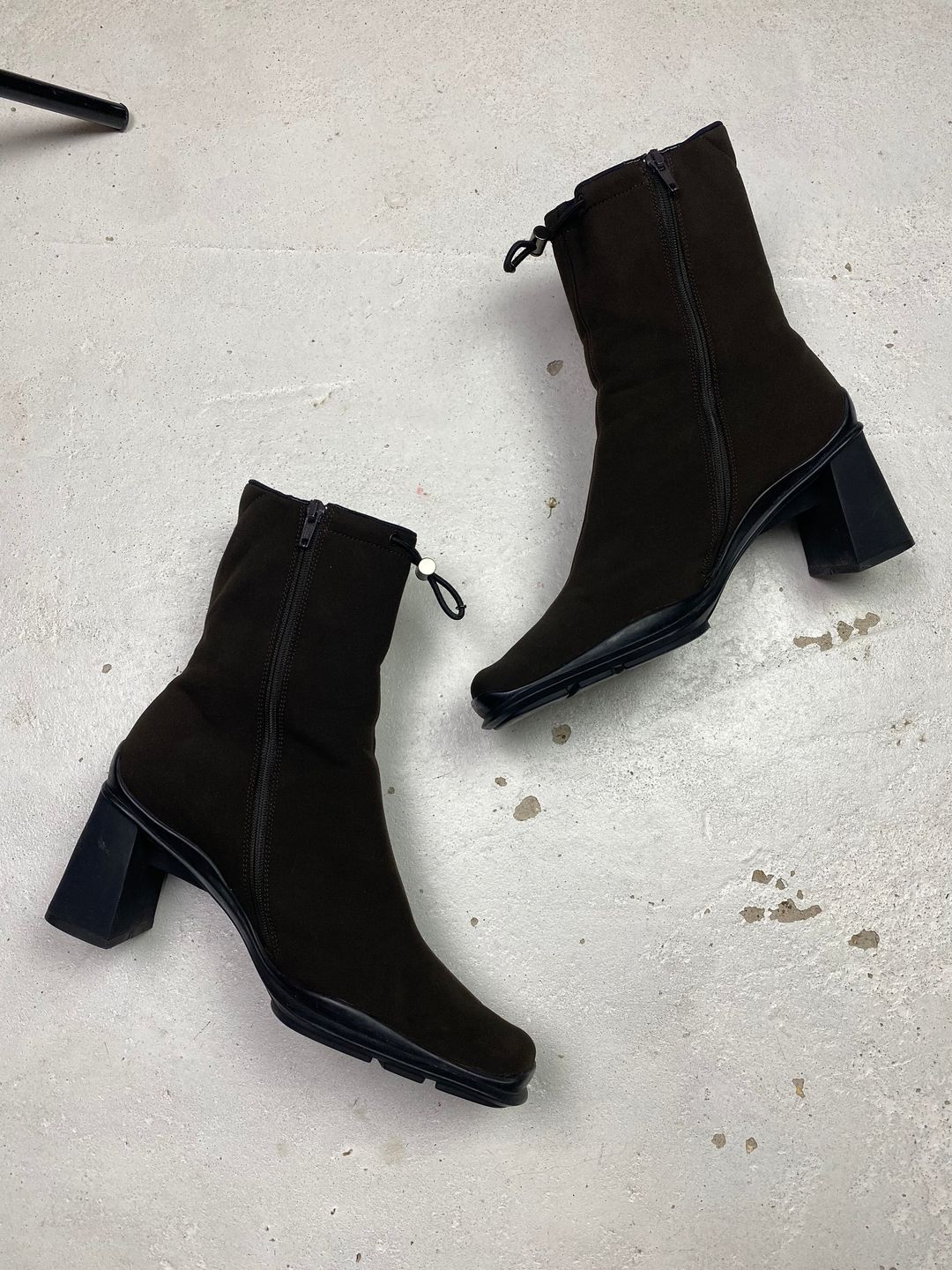 Thumbnail 3f283d1a-f2b8-4886-8edd-a8937c4d4d77