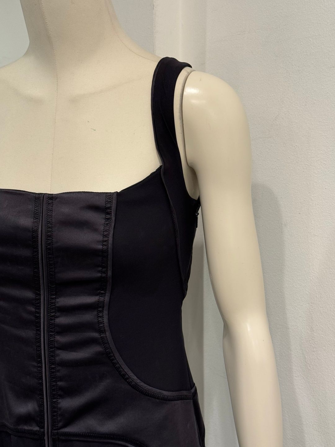 Thumbnail 1241cc37-ca12-4798-8882-53bc900b2e5a