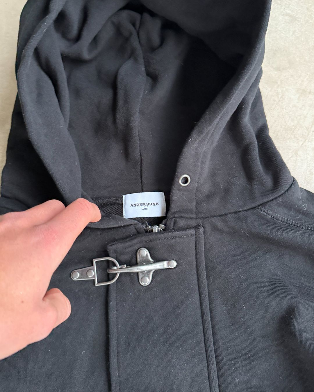 Thumbnail 938bce89-6de5-4bd3-b585-e00a3c64b93c