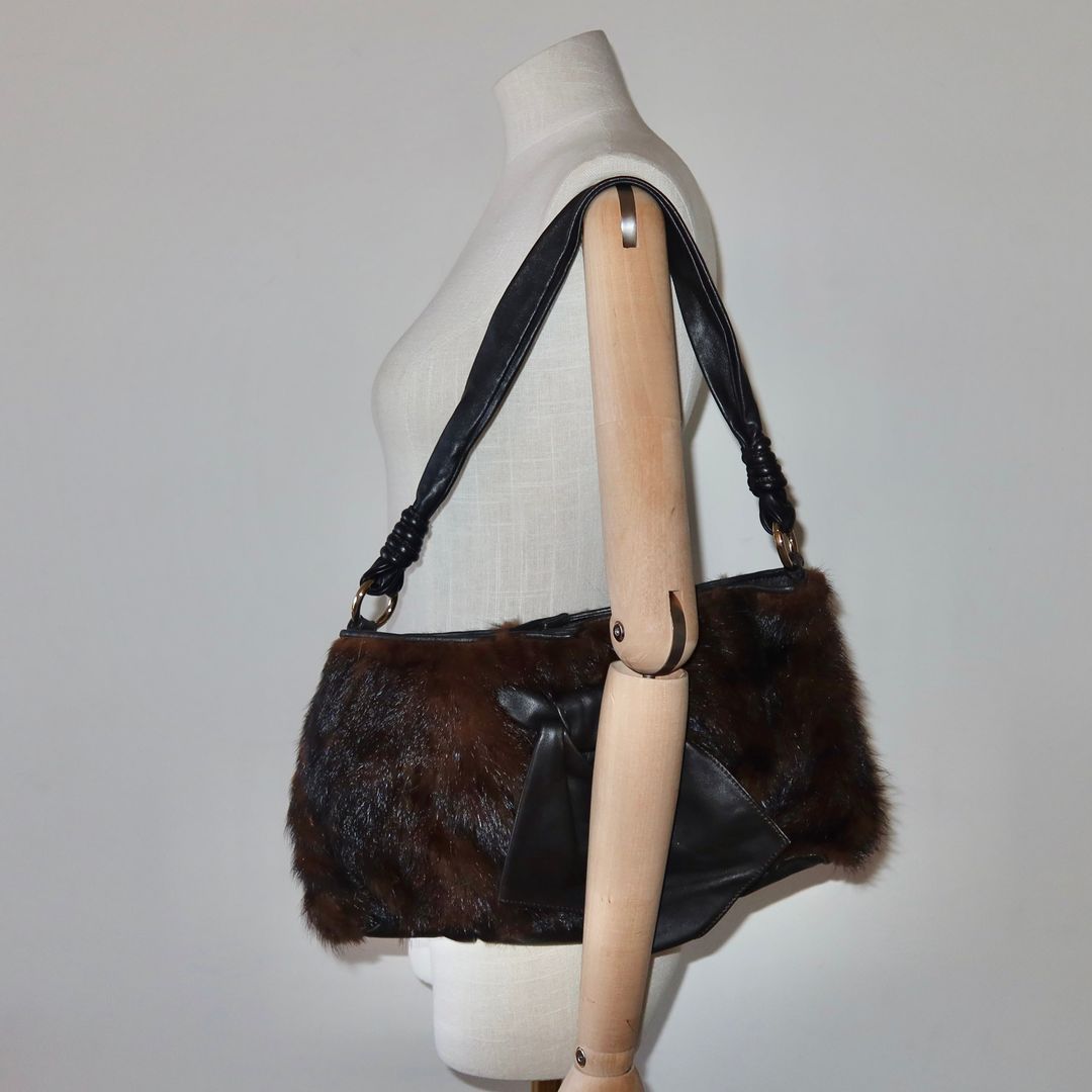 Thumbnail 2c67e0e0-1c79-4c1a-aaac-a93d7a1d5c8c