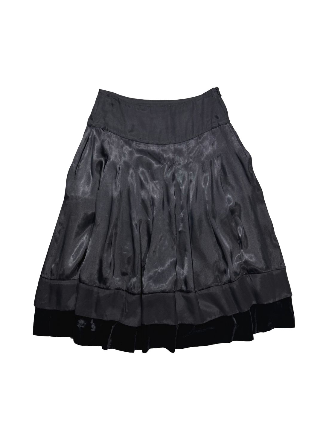Chloé AW 2005 Satin Velvet Midi Skirt by Chloé in size EU 34 from SKIRTS category