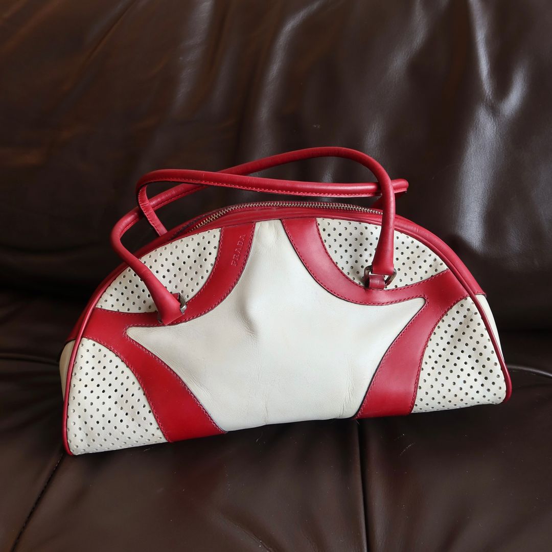 Thumbnail 50142ed5-4192-41c2-a816-60106a5cf42b