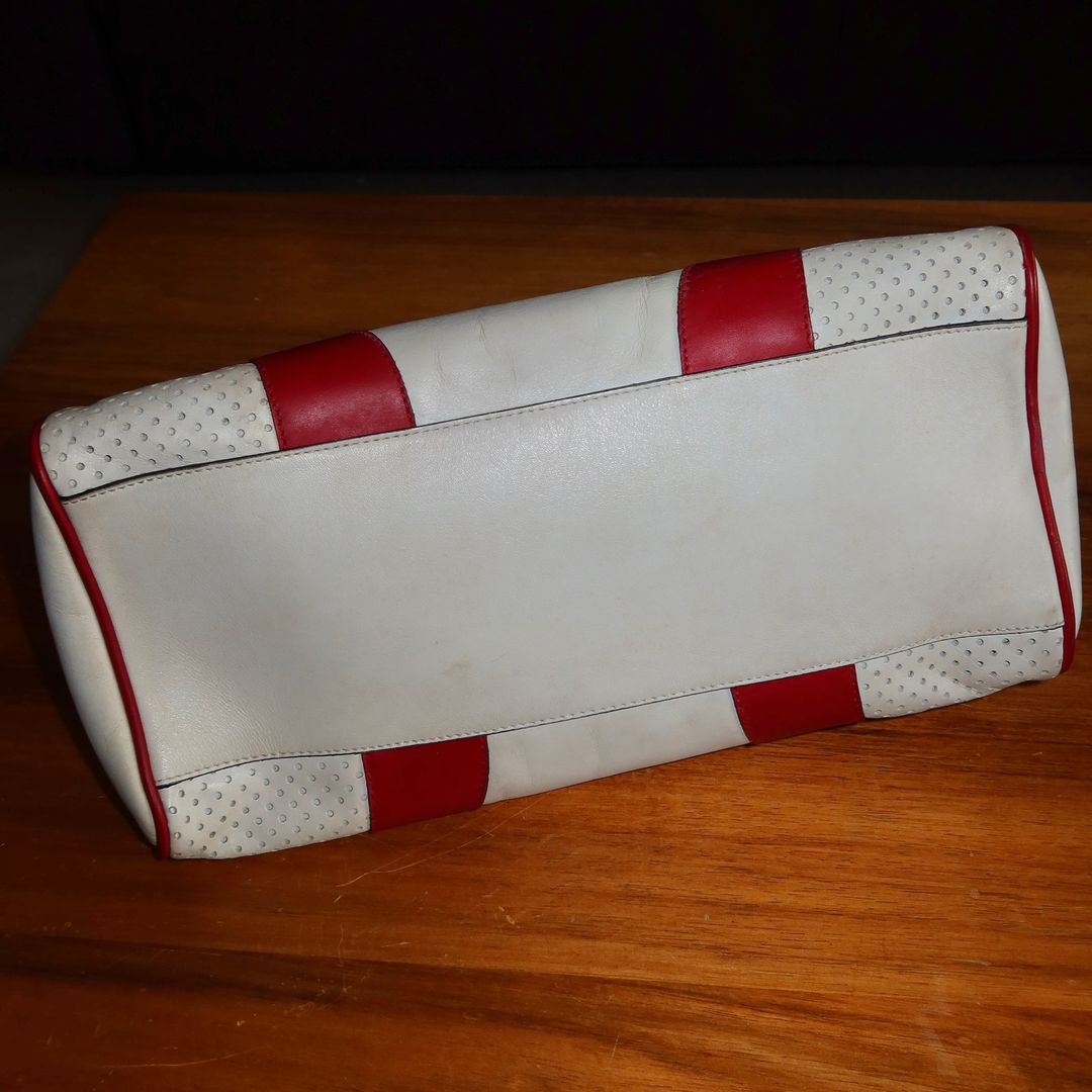 Thumbnail a65586aa-3a43-4eb2-a0ed-76ec8df44322