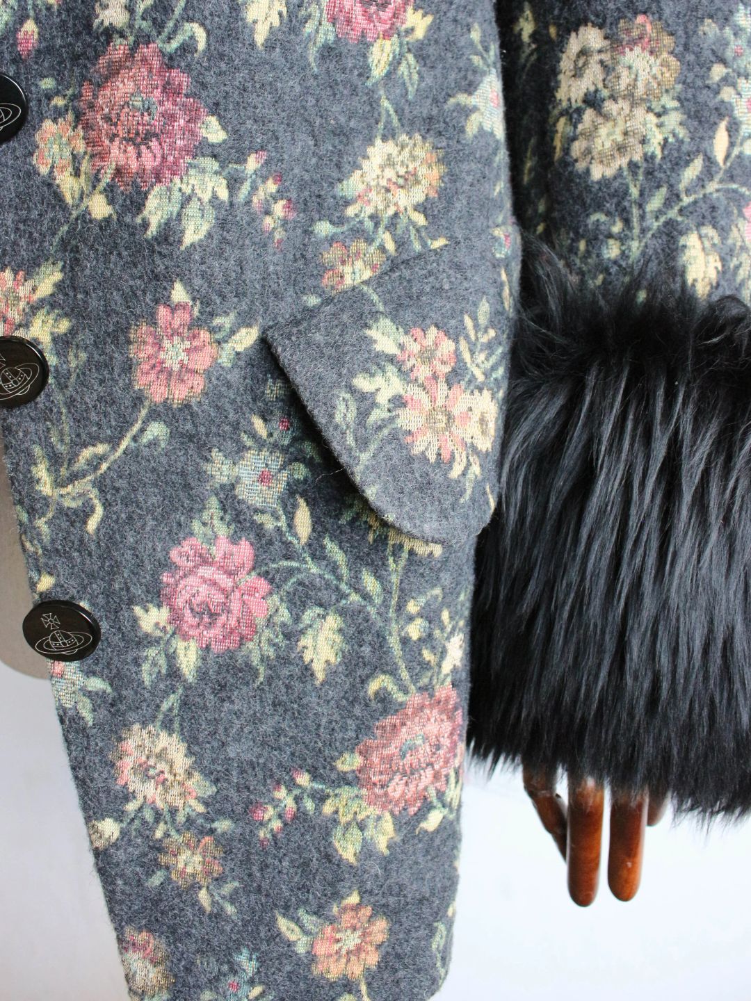 Thumbnail 40baf5e3-2ca3-4428-abd9-d6c8330518c2