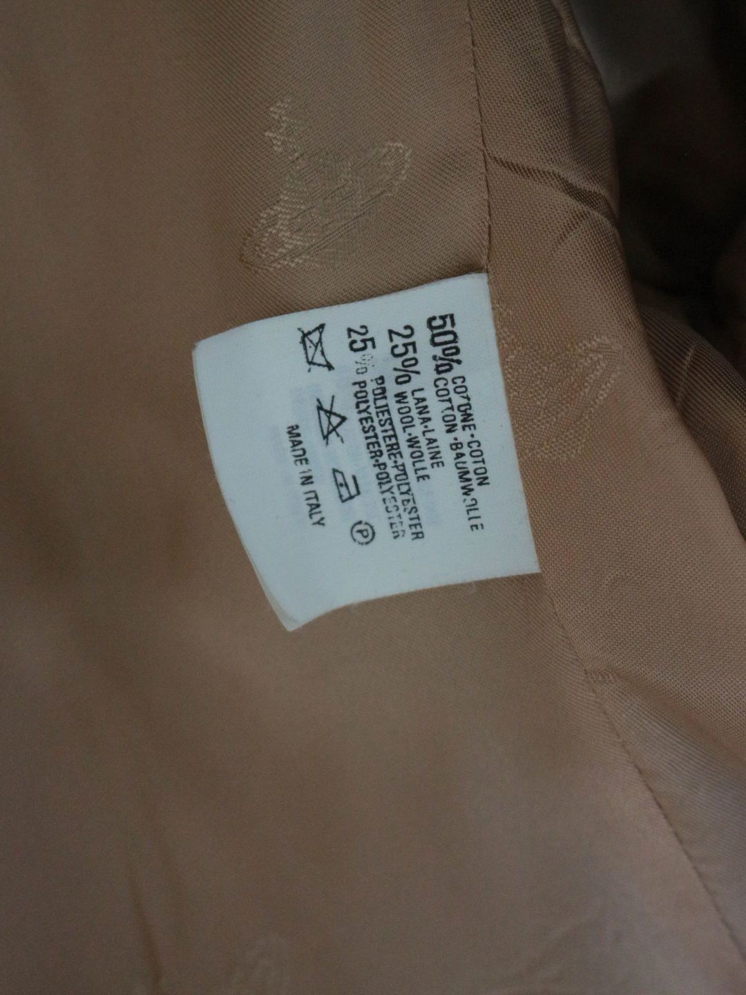 Thumbnail 1e59a1a7-1b66-4e1e-b942-f0f26ba9018d