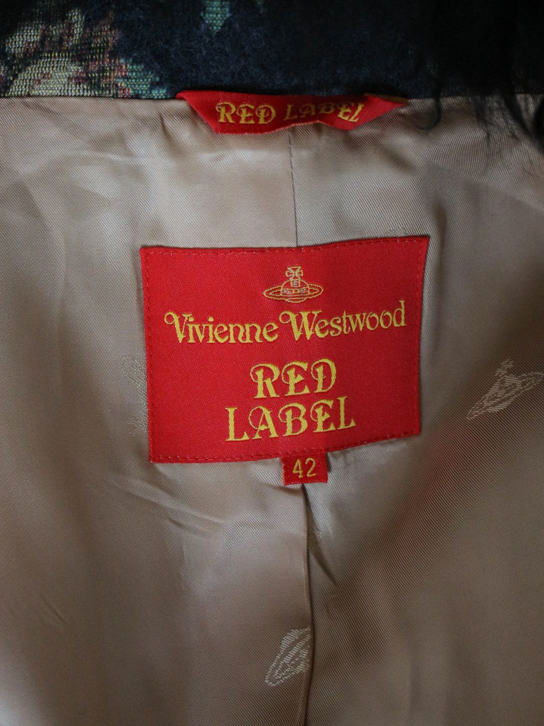 Thumbnail 58179297-0bb0-4711-b6cd-c5190562f7f6