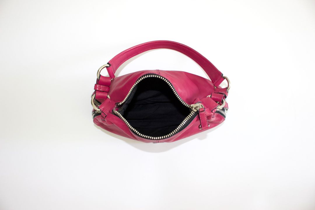 Thumbnail 990b16eb-e369-492a-b372-5087b465ebe0