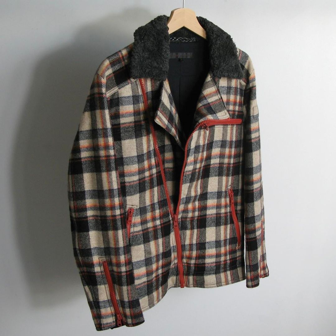 Thumbnail 4a2c86d3-9001-44fb-a0d9-8c3ccc61fa05