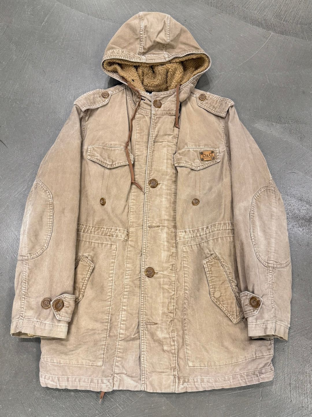 2000s Dolce & Gabbana sherpa-lined military parka by DOLCE & GABBANA in size M from COATS & JACKETS category