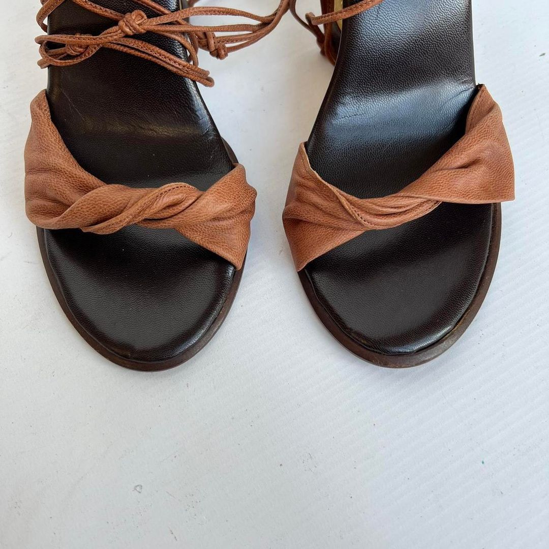 Thumbnail 1503bf77-4a70-4093-b543-7dc7f28fae3c