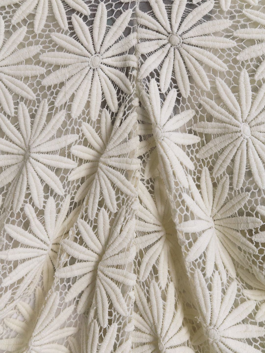 Thumbnail 64ebe800-efc5-4550-b436-4373657095bb