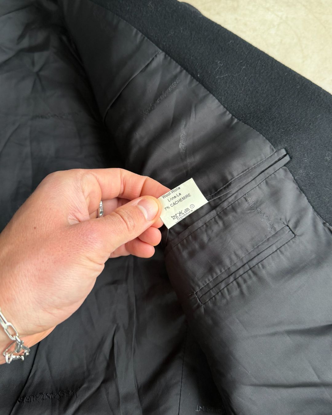 Thumbnail 9fce3bec-67e1-4c5b-a727-8cd878c8f065