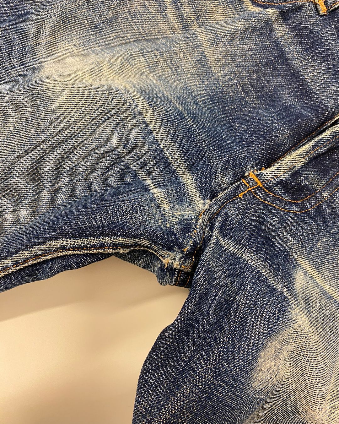 Thumbnail 9e6b4e2e-9094-4195-a3d3-caaea1bfc4ba