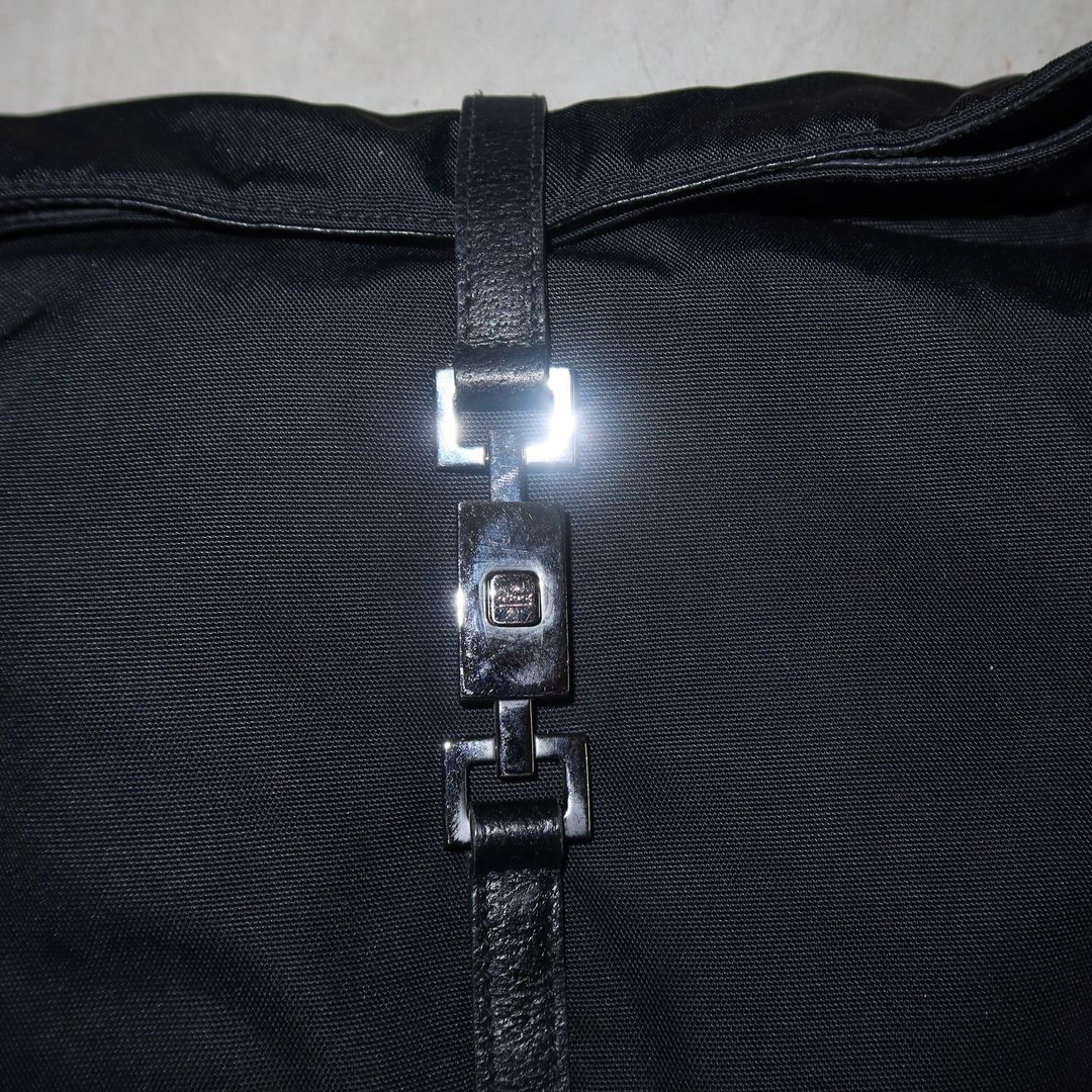 Thumbnail 4935da72-c8d0-43ce-ae1c-f5dfff49bfa0