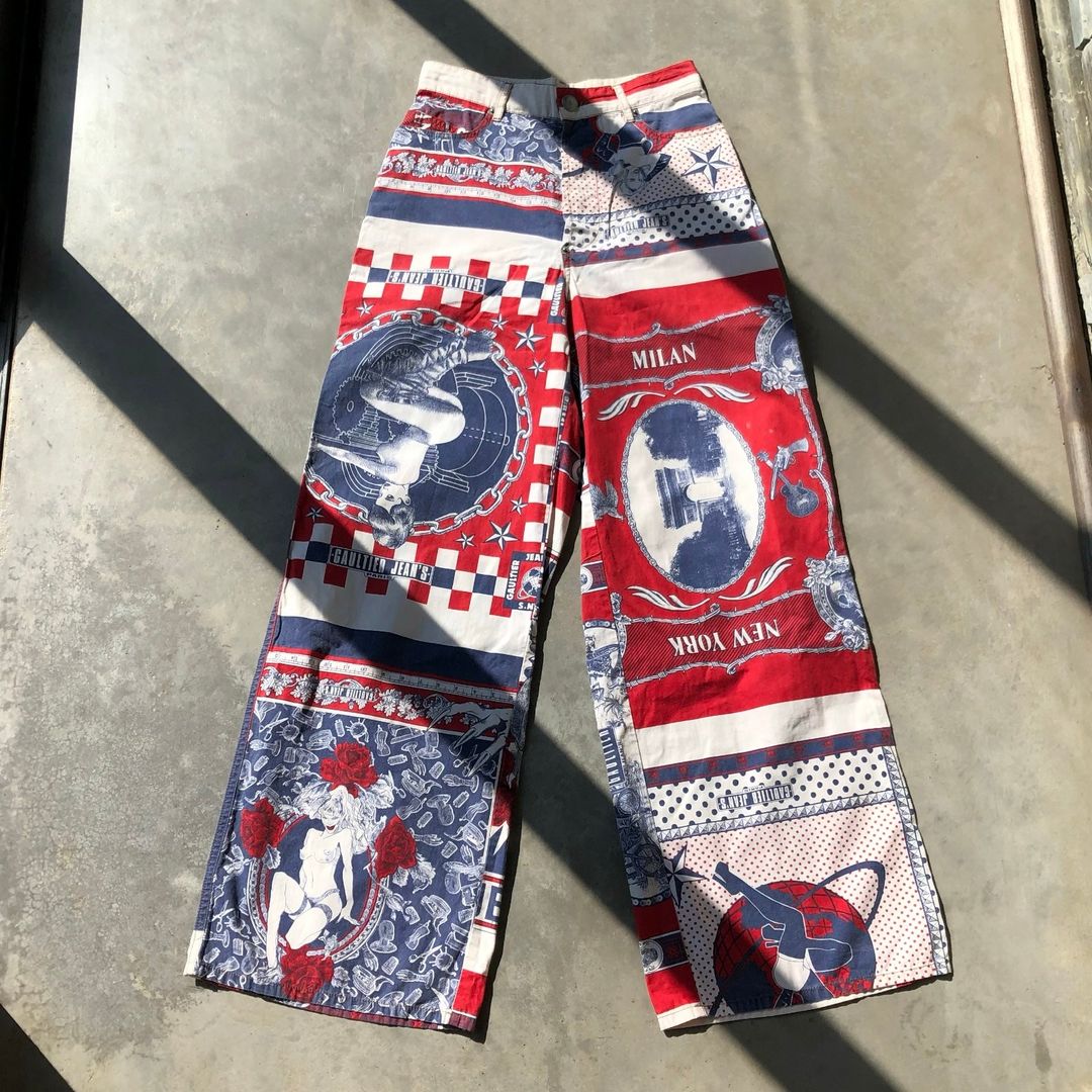 Thumbnail 37ae2e2d-6423-413b-ac2a-844fc32f664b