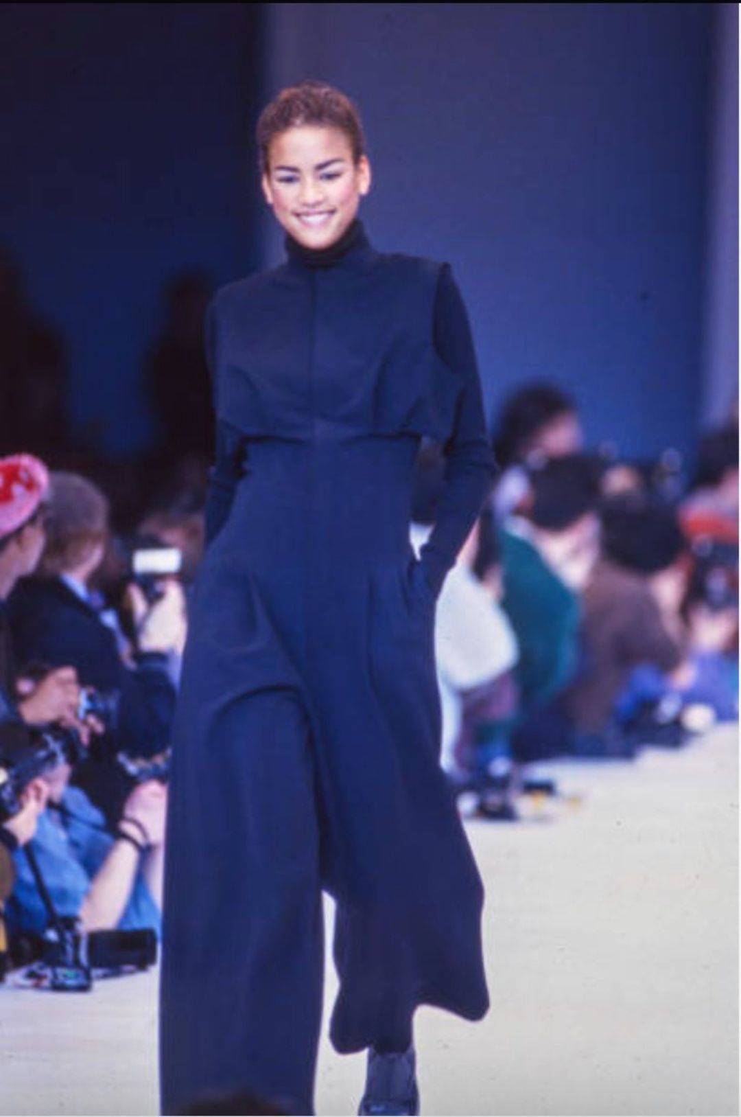 Thumbnail 892e75a9-7e23-44c4-a8e3-a15c5f0c7b44