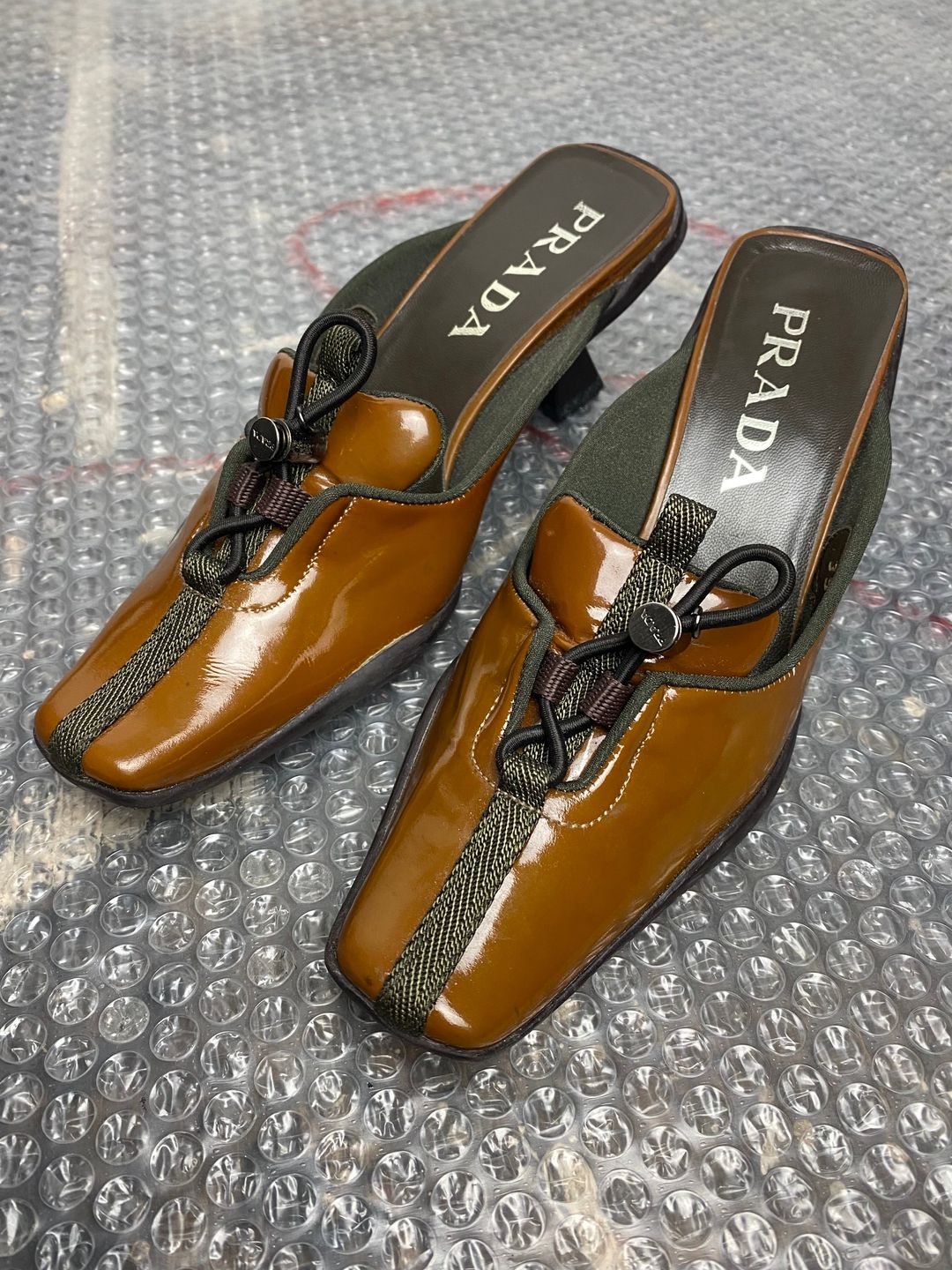 Thumbnail 69dbf76e-4441-42ef-afb8-da35ad90d929