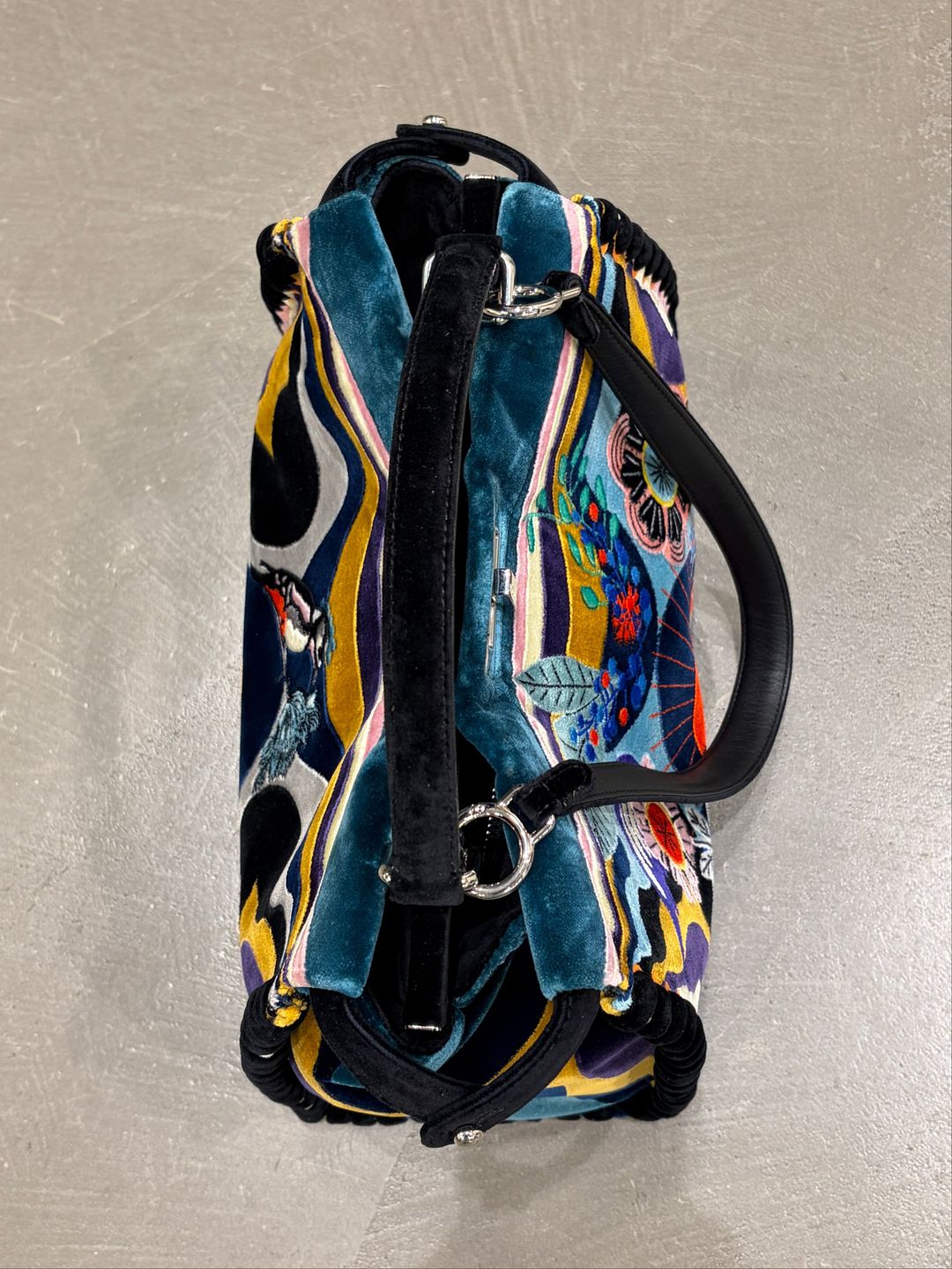 Thumbnail 182d566b-5280-4352-81dc-36e6f1dae9ad