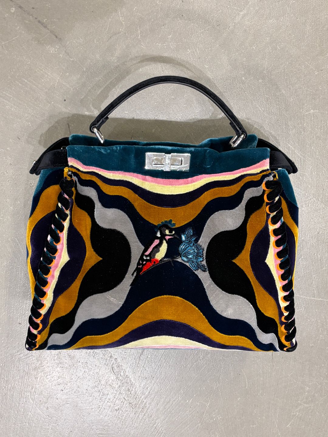 Thumbnail 402e33b6-6add-443c-bd6f-1526165df10a